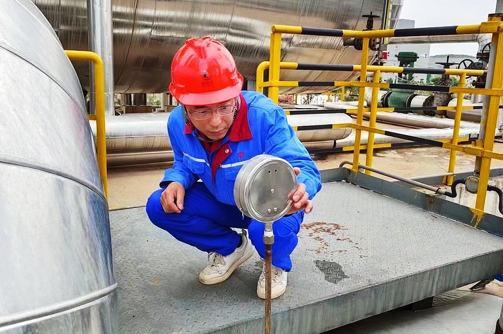 2021年度集团劳动模范、宜昌6686官方登录入口网页版硫酸厂硫酸车间主任吴启国吴启国.jpg